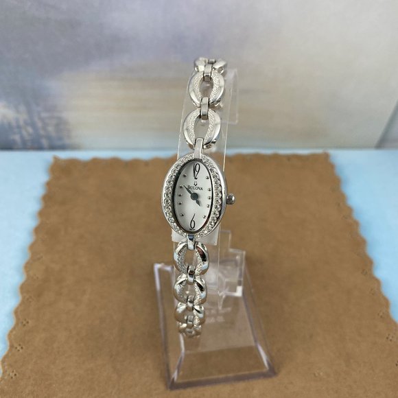 Bulova Coctail Watch Silver Tone Crystal Bezel main image 4